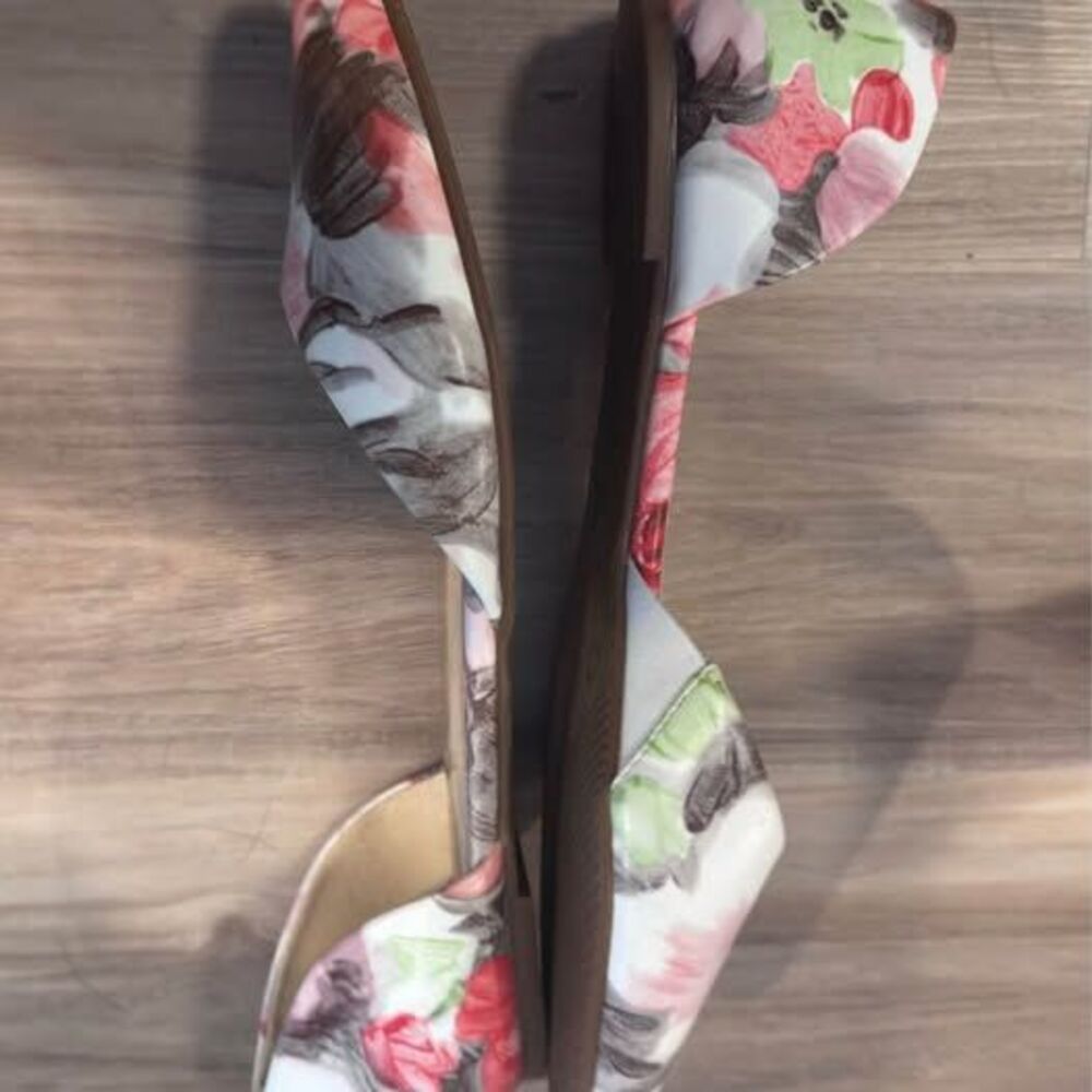flats - Picture 2 of 3